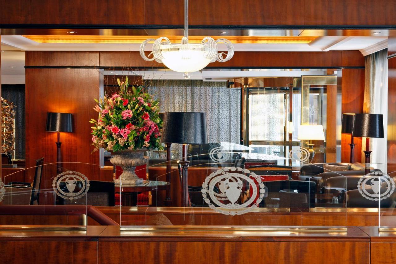 Warwick Grand-place 4* Brussels