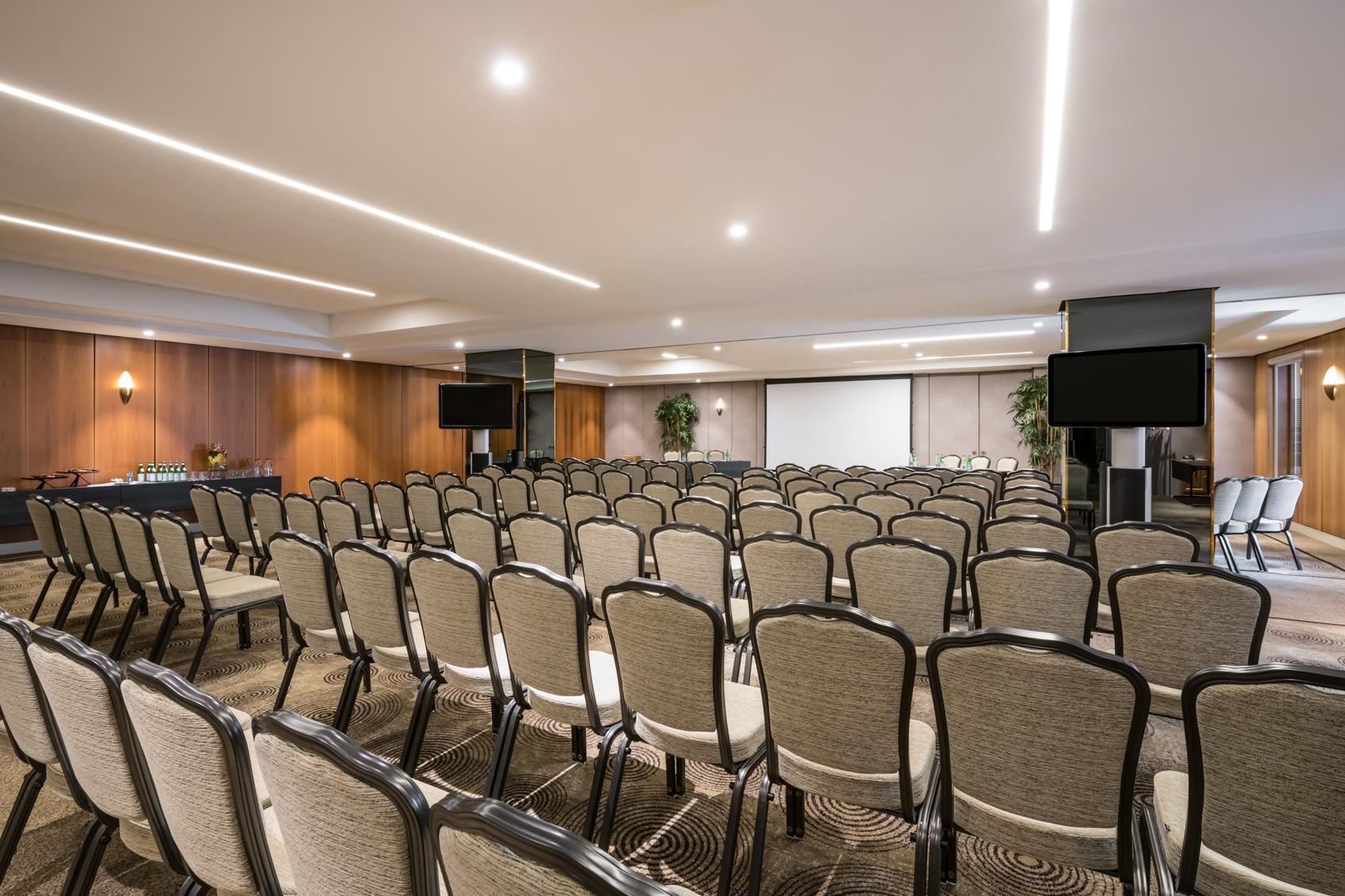 Warwick - Grand Place Hotel